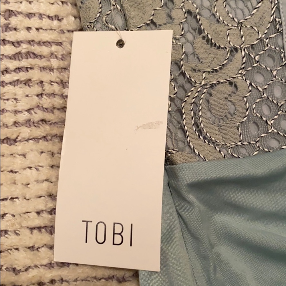 Lace Tobi Bodysuit - Picture 4 of 6